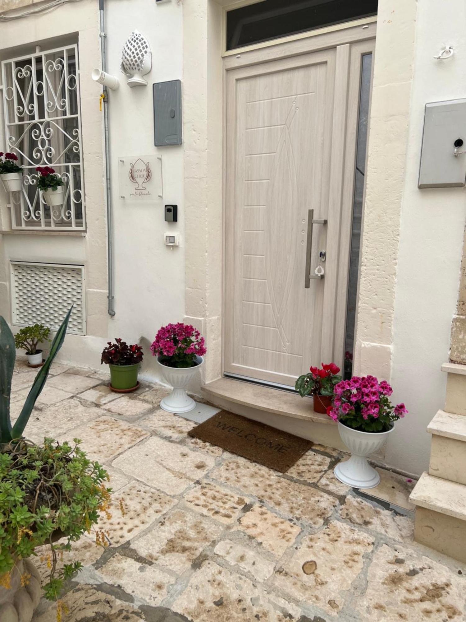 Maison Chloe Perla Blanche Martina Franca Exterior photo